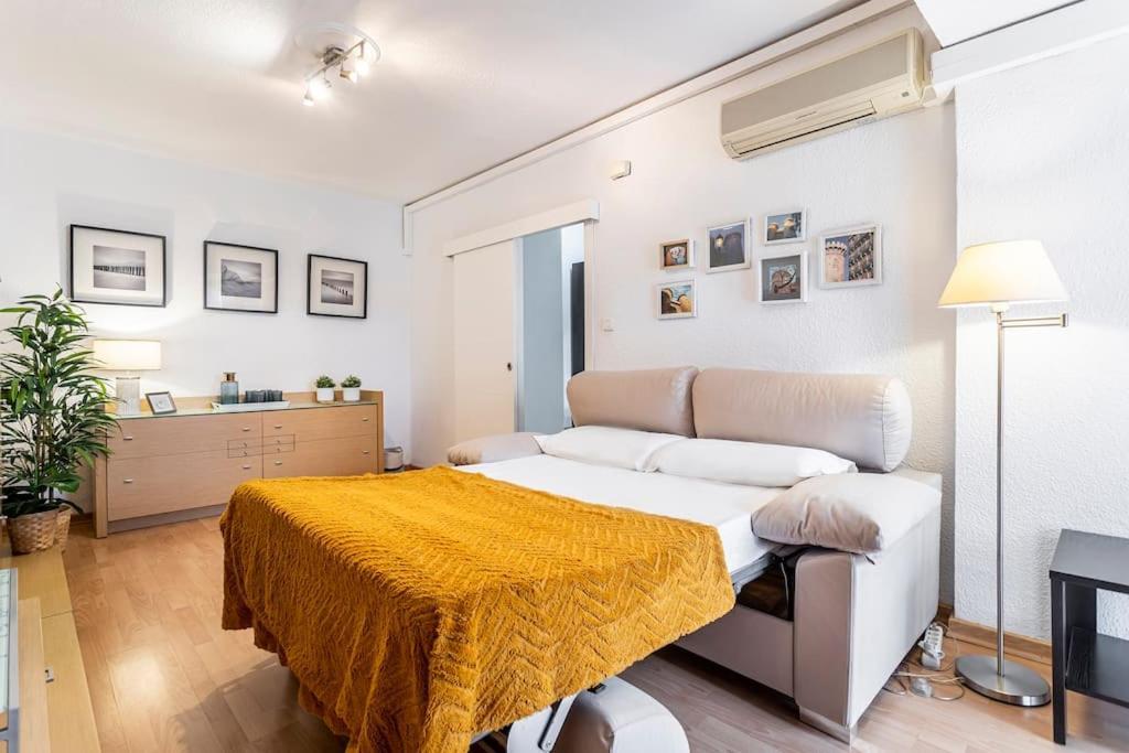 Apartamento Precioso Piso Moderno: Terraza, A/C, Netflix, Wifi Valencia Exterior foto