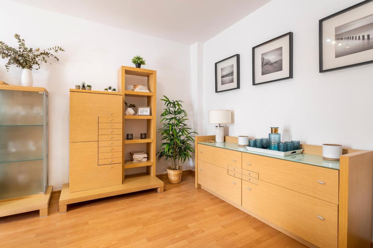 Apartamento Precioso Piso Moderno: Terraza, A/C, Netflix, Wifi Valencia Exterior foto